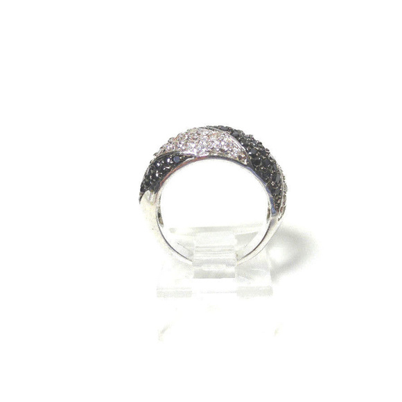 Black and Clear CZ Ring Rhodium Plated Size 5 - Picture 4 of 7